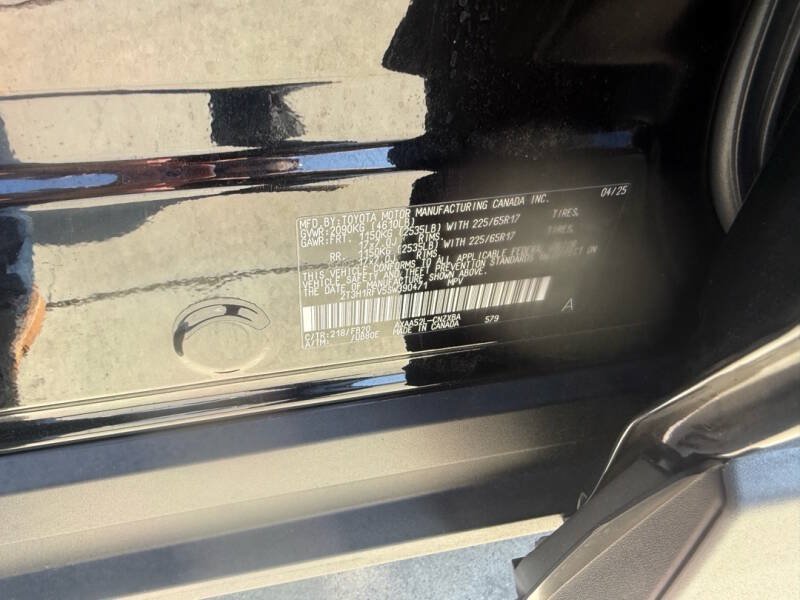 Used 2025 Toyota RAV4 LE FWD image 27