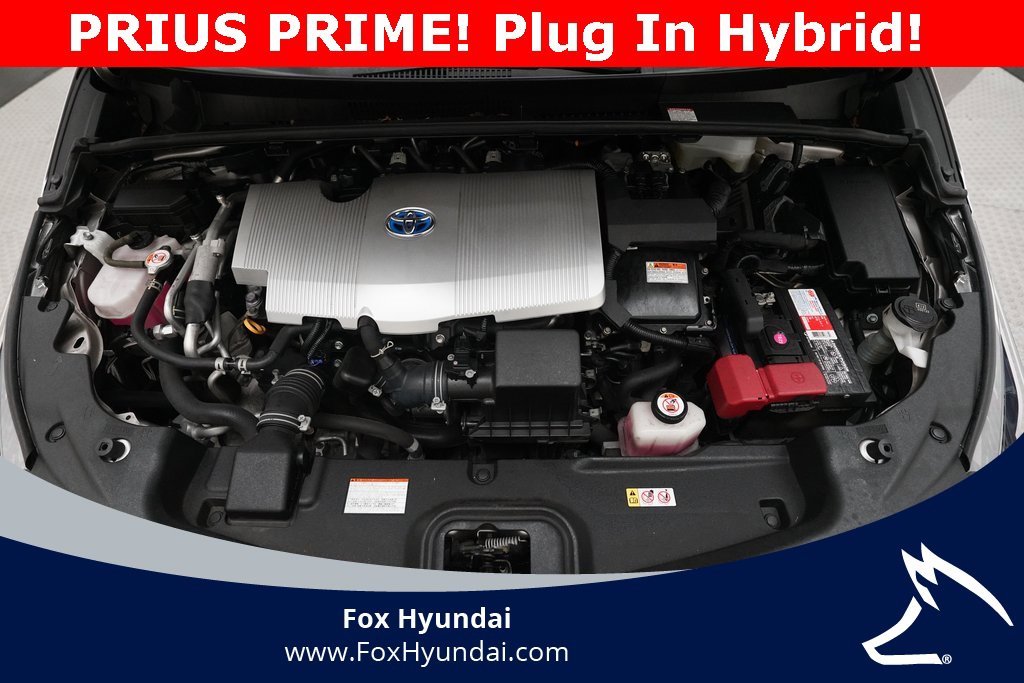 Used 2021 Toyota Prius Prime Limited w/ Carpet Mat Package (TMS) image 3