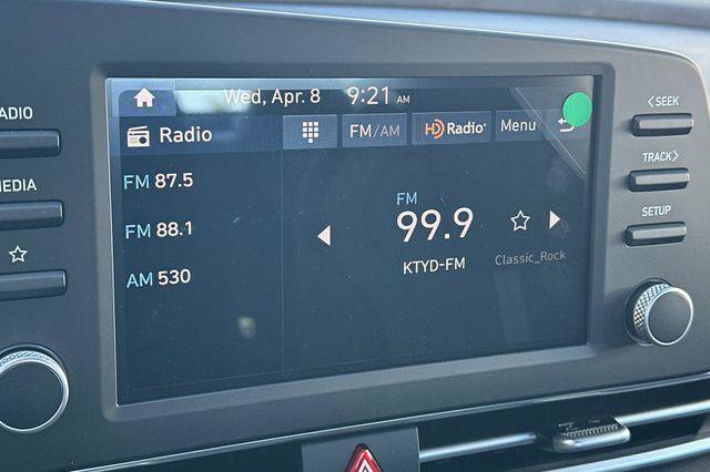 Certified 2026 Hyundai Elantra SE FWD image 18