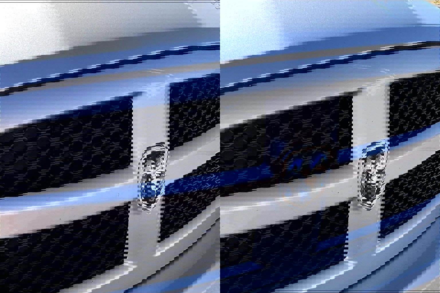 Used 2018 RAM 1500 Express RWD image 34