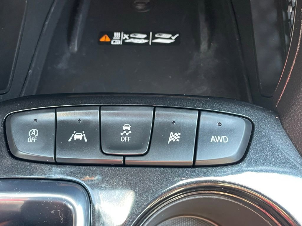 Used 2023 Chevrolet TrailBlazer ACTIV w/ Sun and Liftgate Package AWD/4WD image 36