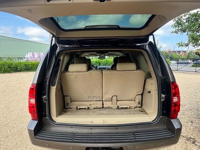 Used 2011 Chevrolet Tahoe LT RWD image 58