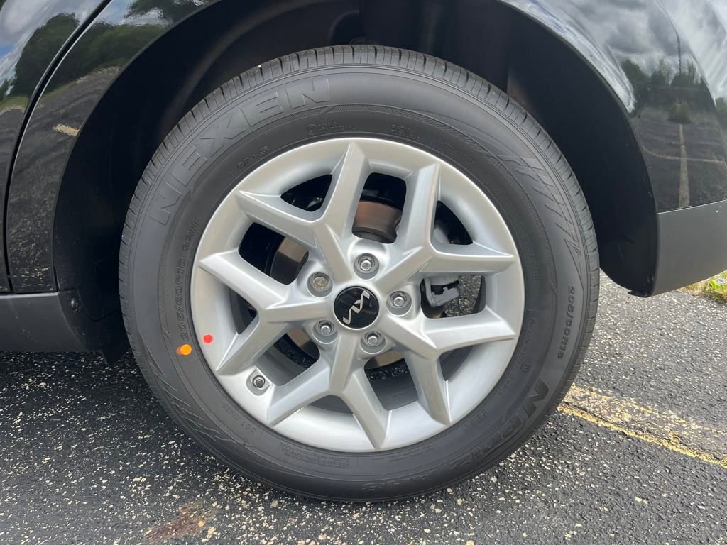 New 2025 Kia Soul S image 10