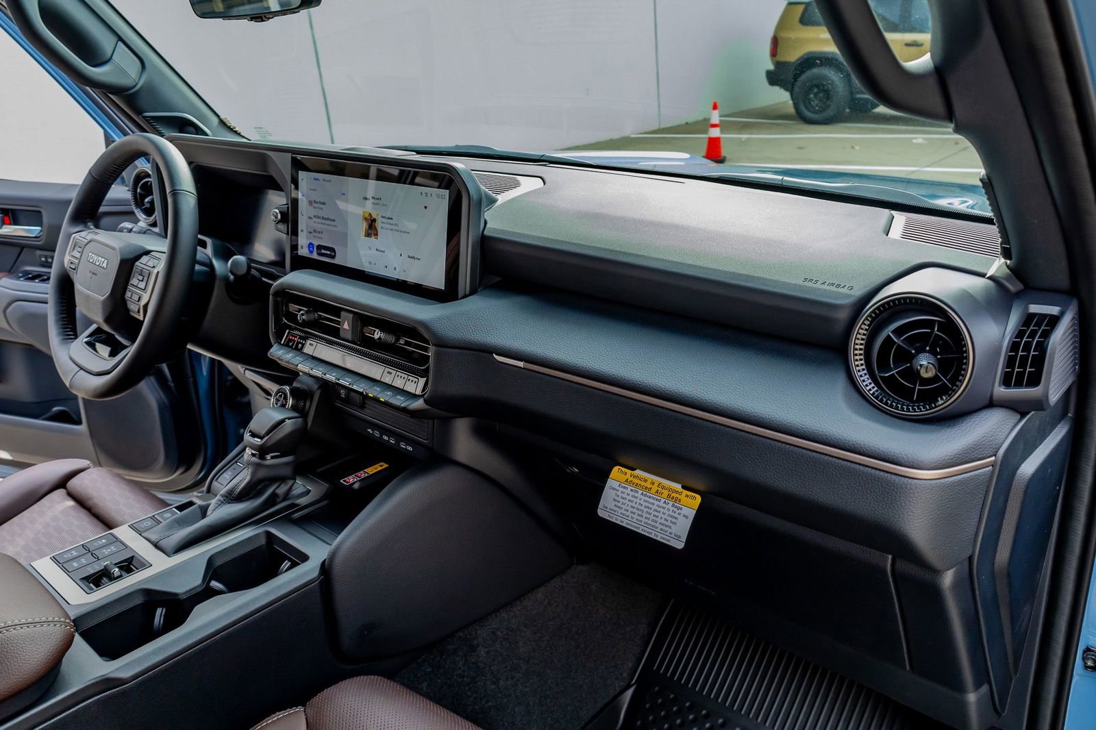 Used 2026 Toyota Land Cruiser w/ Premium Package AWD/4WD image 18