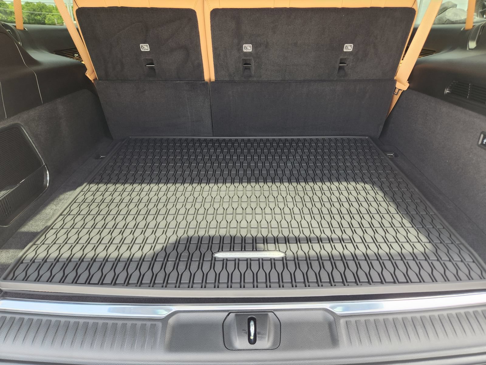 New 2026 Jeep Grand Wagoneer L Summit AWD/4WD image 25