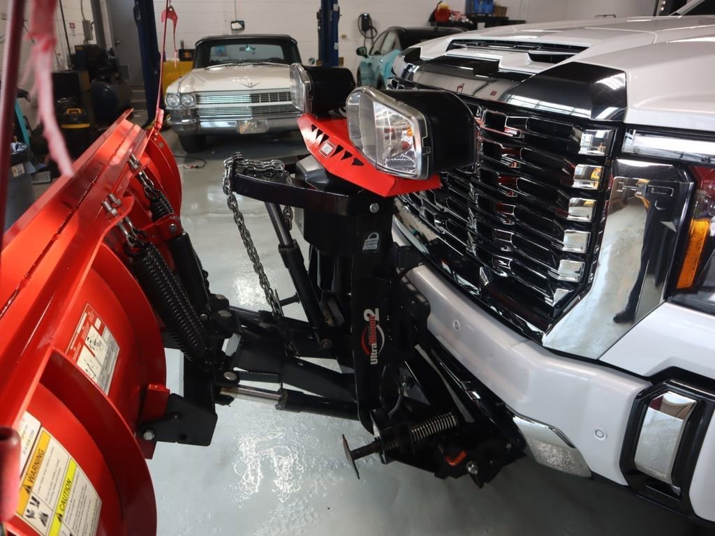 Used 2025 GMC Sierra 3500 Denali image 45