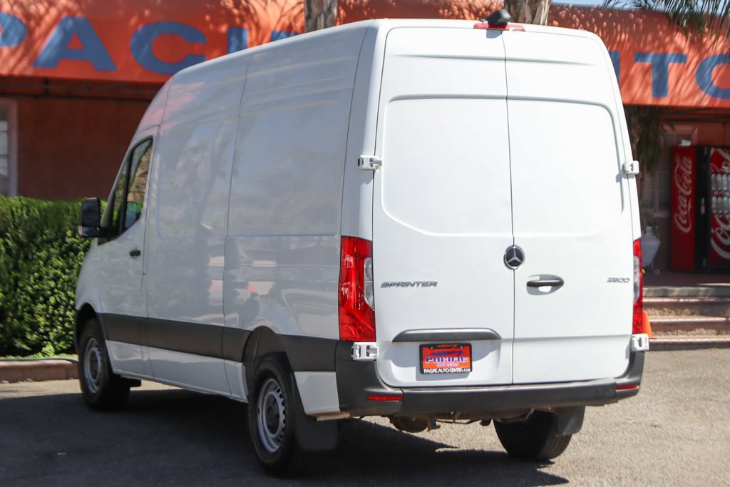 Used 2025 Mercedes-Benz Sprinter 2500 image 6
