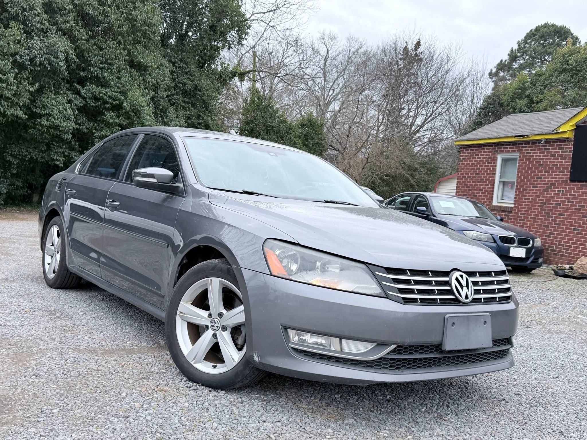 Used 2014 Volkswagen Passat 1.8T SEL Premium image 1