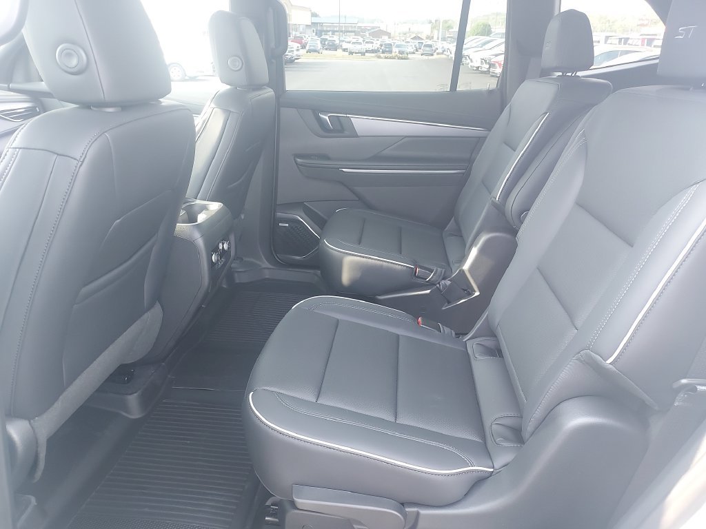 New 2027 Buick Enclave Sport Touring w/ Power Package AWD/4WD image 14