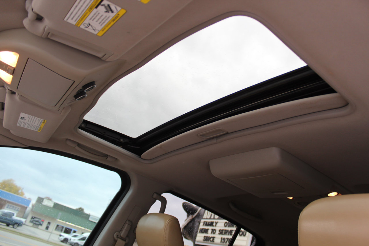 Used 2012 Nissan Armada Platinum image 21