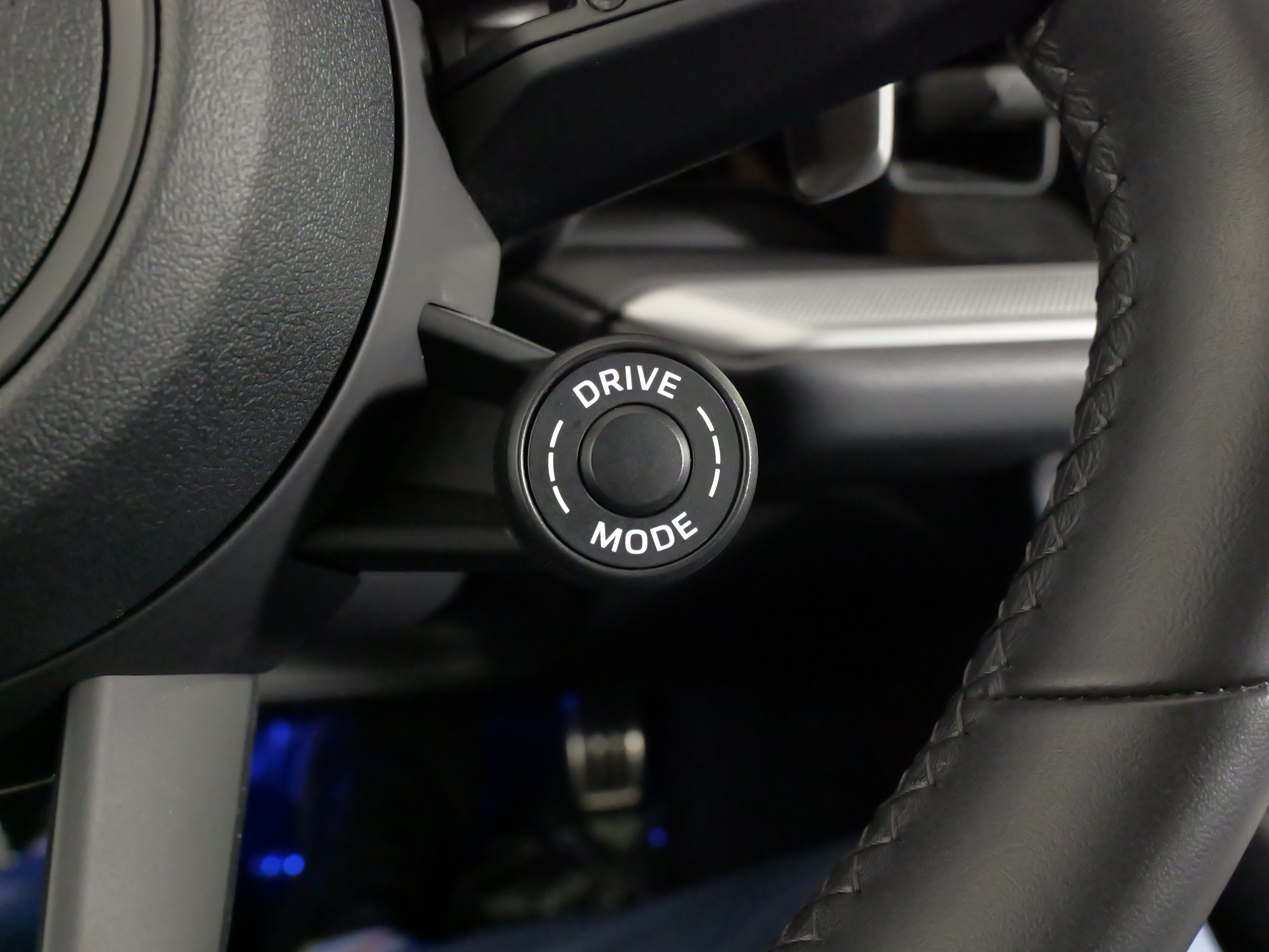 Used 2024 Porsche Cayenne S AWD/4WD image 42