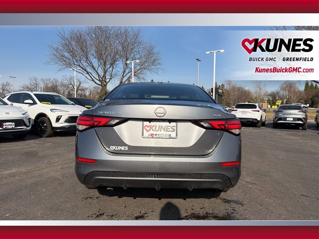 Used 2024 Nissan Sentra SV FWD image 8