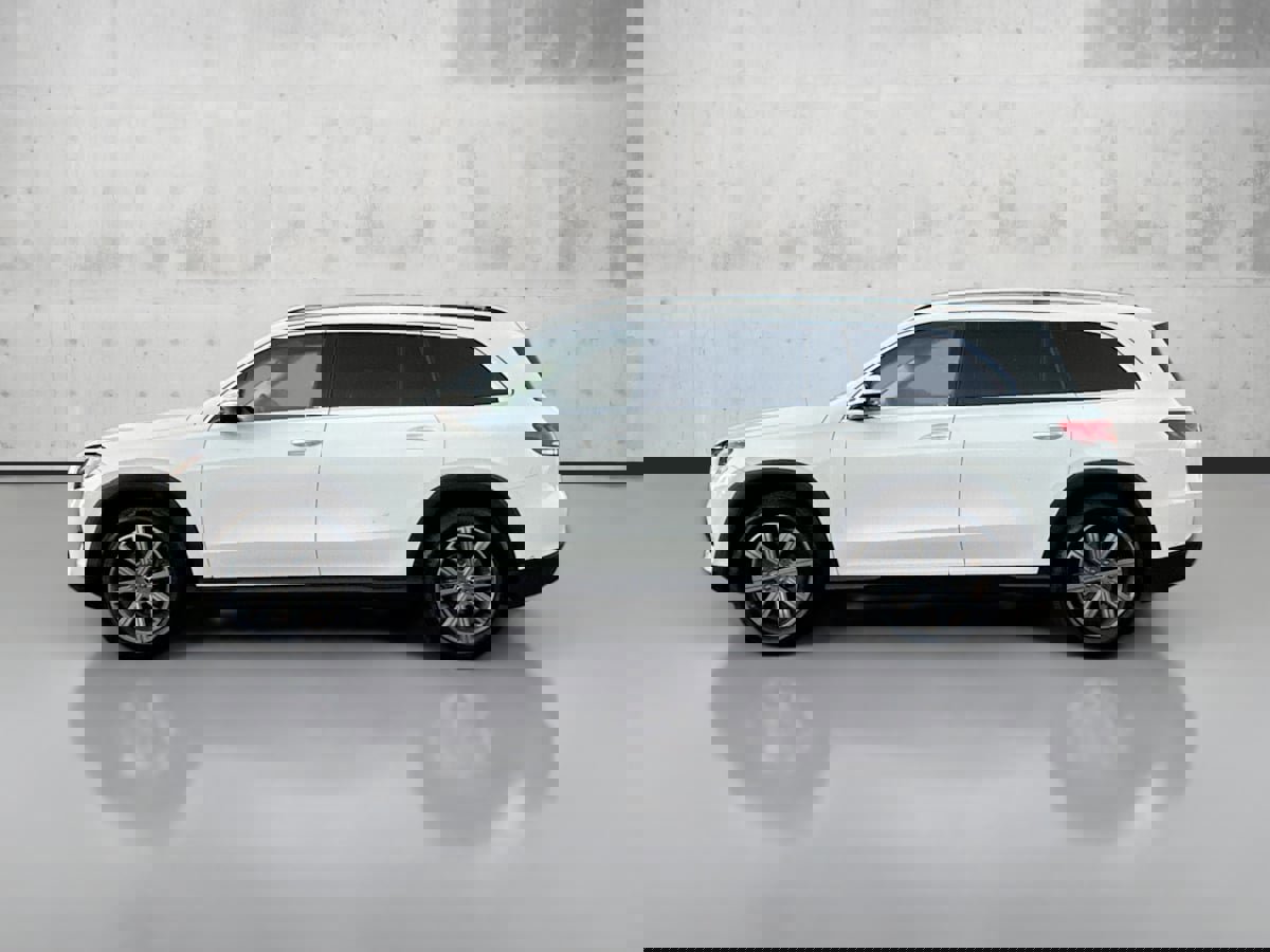 Used 2023 Mercedes-Benz GLS 450 4MATIC image 4