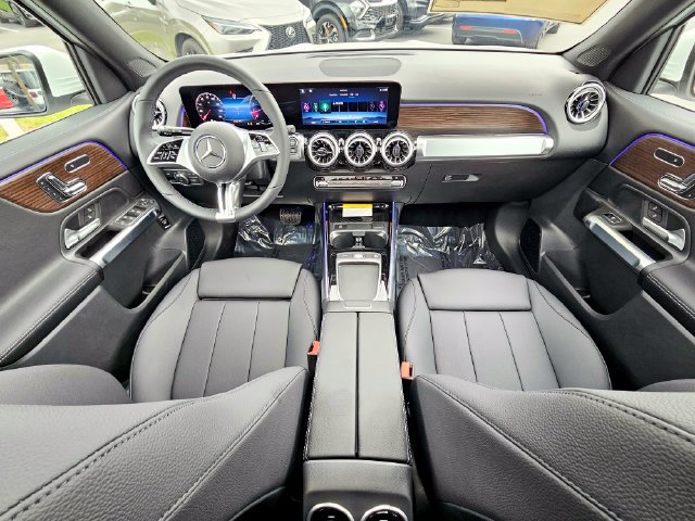 New 2026 Mercedes-Benz GLB 250 4MATIC image 24