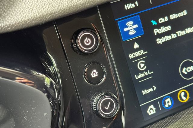 Used 2023 Buick Envision Essence FWD image 32