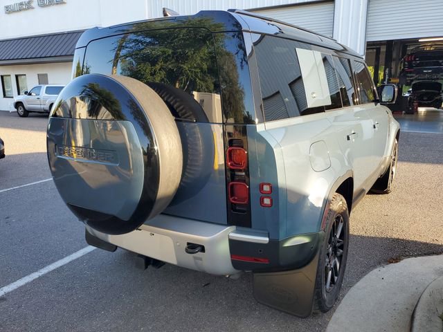 Used 2024 Land Rover Defender 110 S image 4