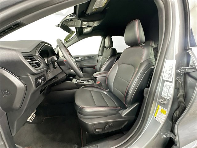 Used 2023 Ford Escape ST-Line image 18