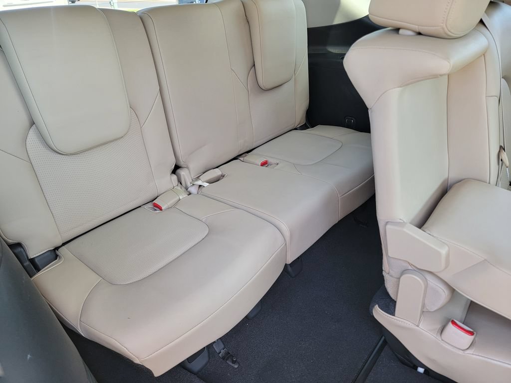 Used 2019 Nissan Armada Platinum w/ Cargo Package RWD image 15