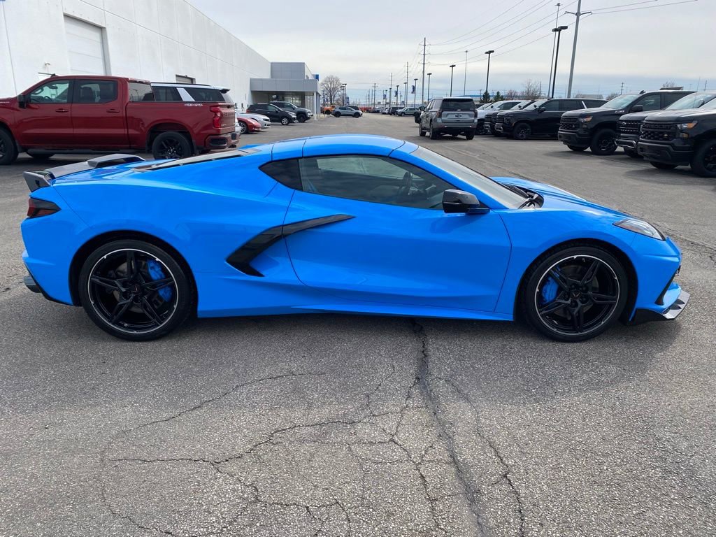 Used 2020 Chevrolet Corvette Stingray Premium Cpe w/ 3LT Preferred Equipment Group image 8