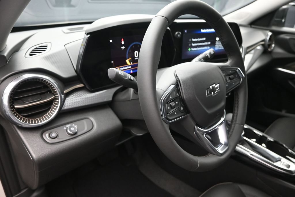 New 2026 Chevrolet Trax ACTIV w/ Driver Confidence Package FWD image 12