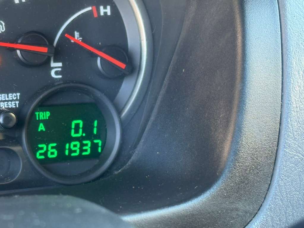 Used 2005 Honda Pilot EX-L image 12