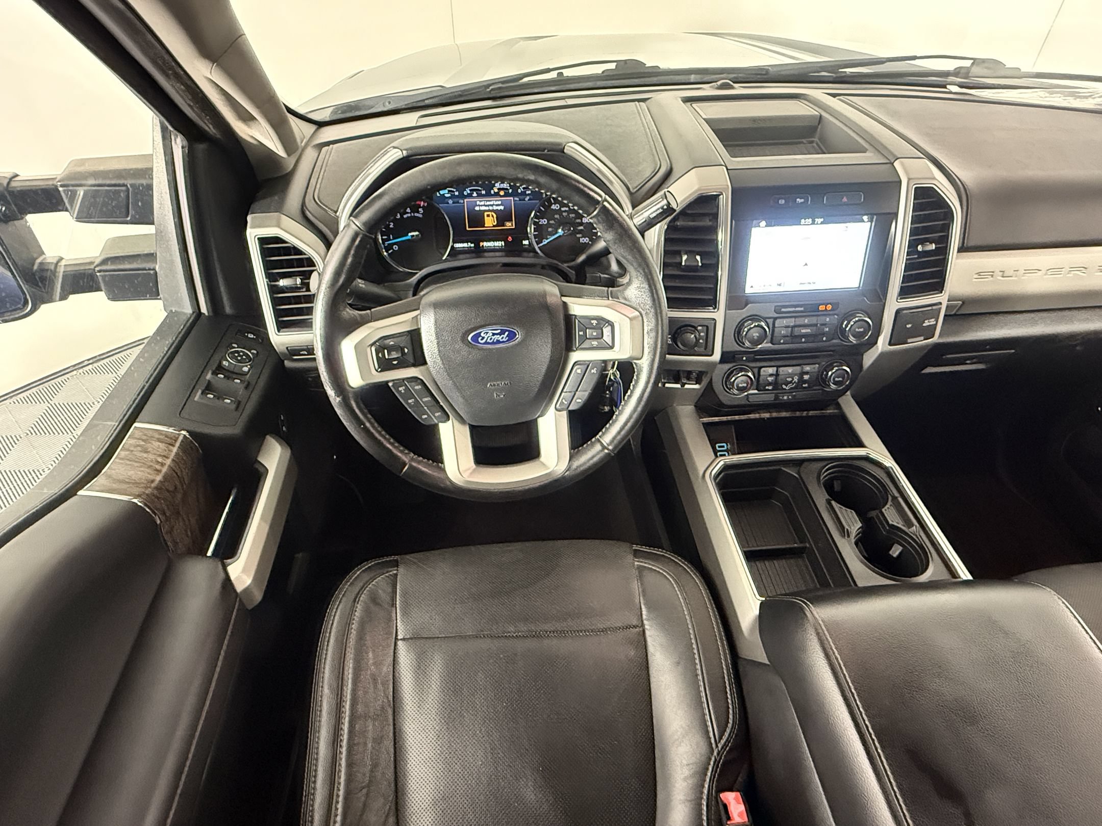 Used 2018 Ford F250 Lariat w/ Chrome Package AWD/4WD image 25
