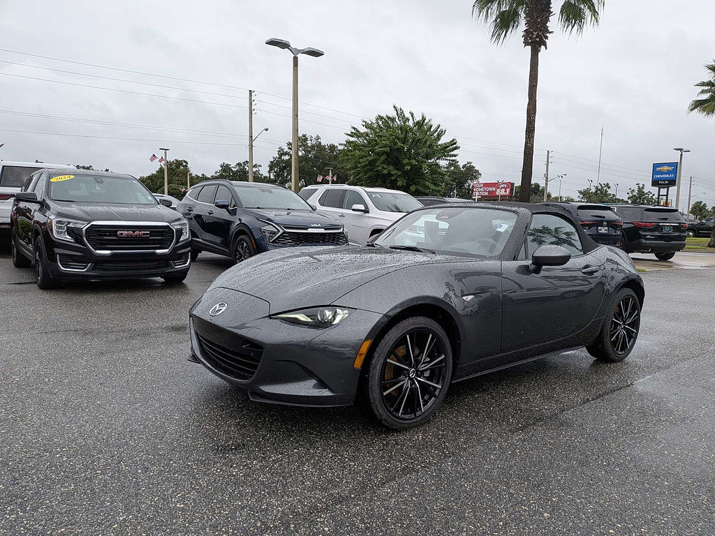 Used 2026 MAZDA MX-5 Miata Grand Touring RWD image 32