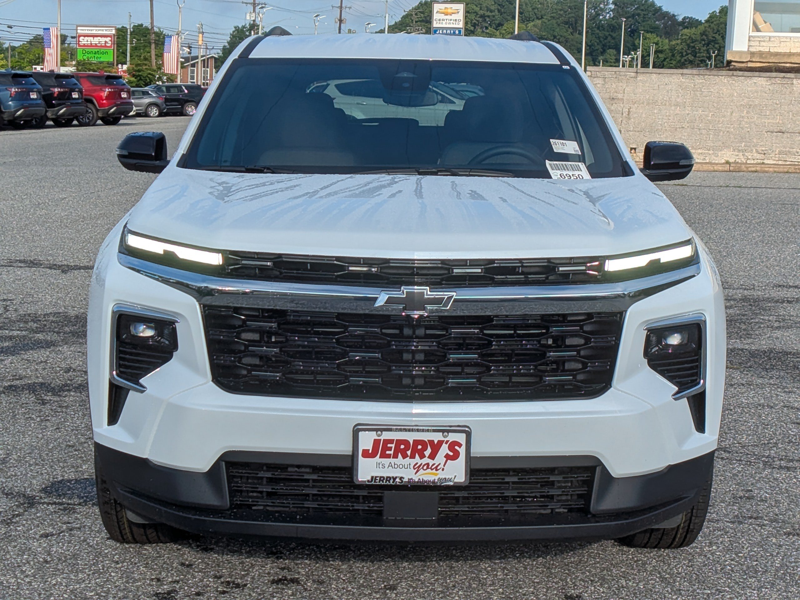 New 2026 Chevrolet Traverse LT w/ LPO, Floor Liner Package FWD image 2