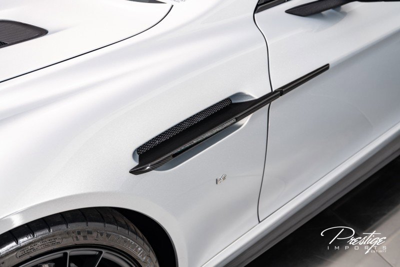 Used 2019 Aston Martin Rapide AMR image 17