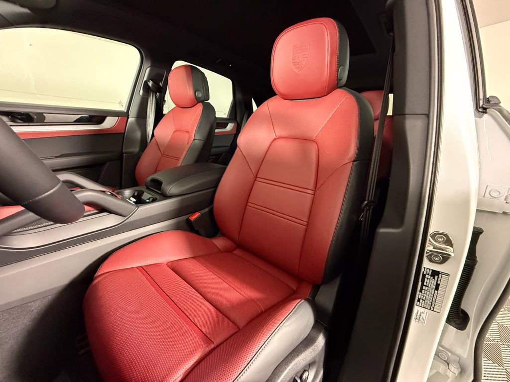 New 2026 Porsche Cayenne image 5