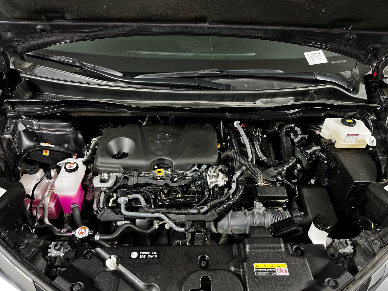 Used 2025 Toyota Sienna XLE w/ XLE Plus Package image 10