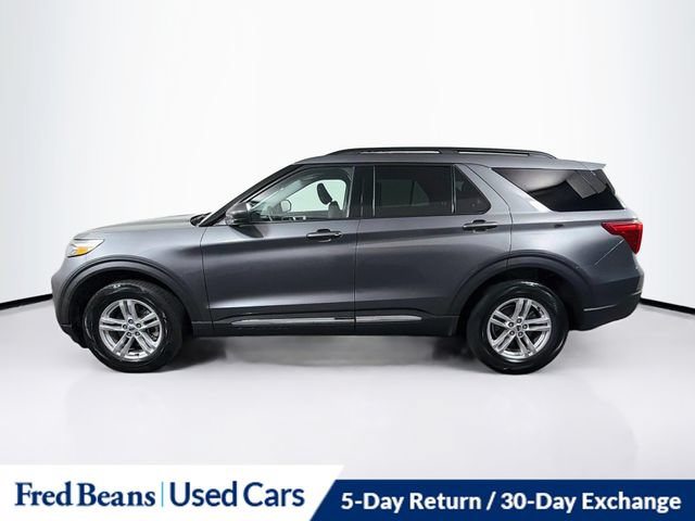 Used 2023 Ford Explorer XLT w/ Equipment Group 202A AWD/4WD image 7