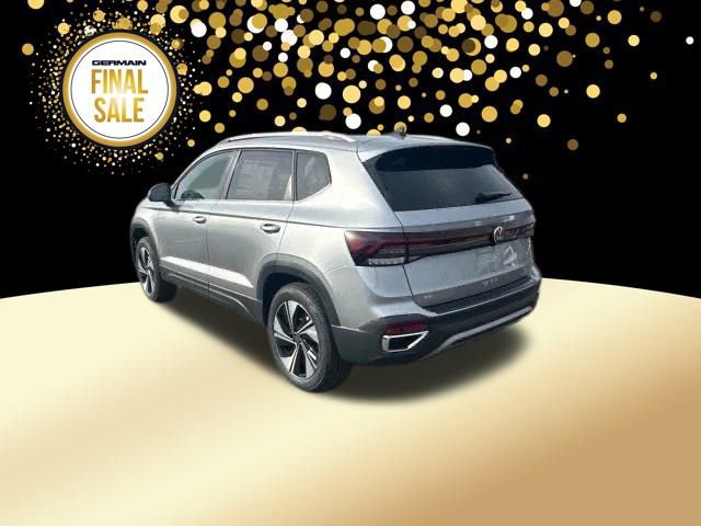 New 2025 Volkswagen Taos SE image 8
