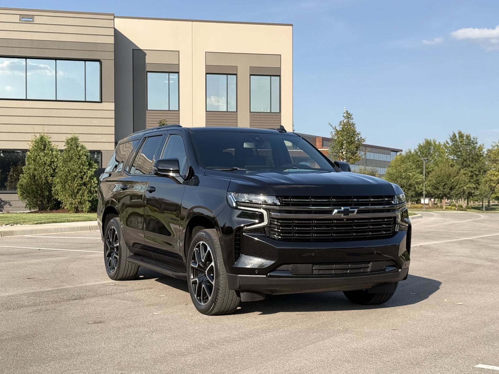 Used 2022 Chevrolet Tahoe RST w/ Luxury Package AWD/4WD image 5