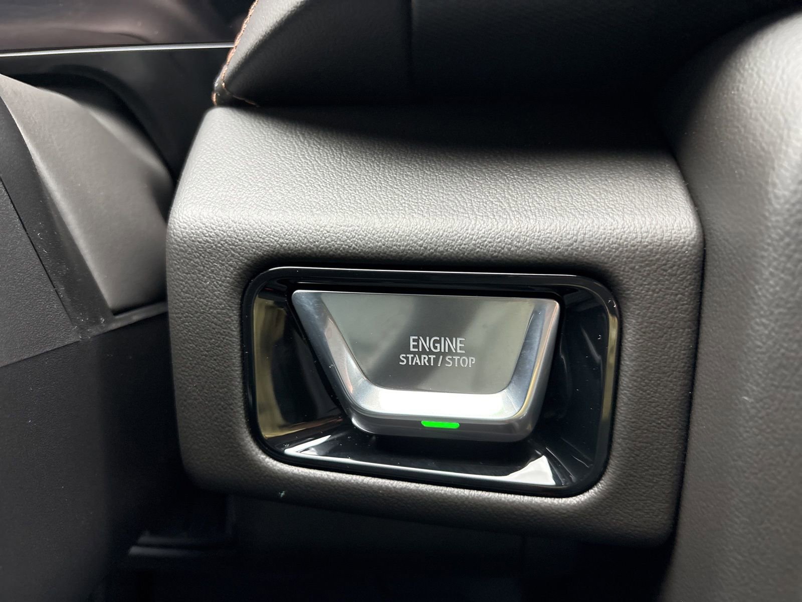 New 2026 GMC Yukon XL AT4 w/ Premium Trailering Package image 29