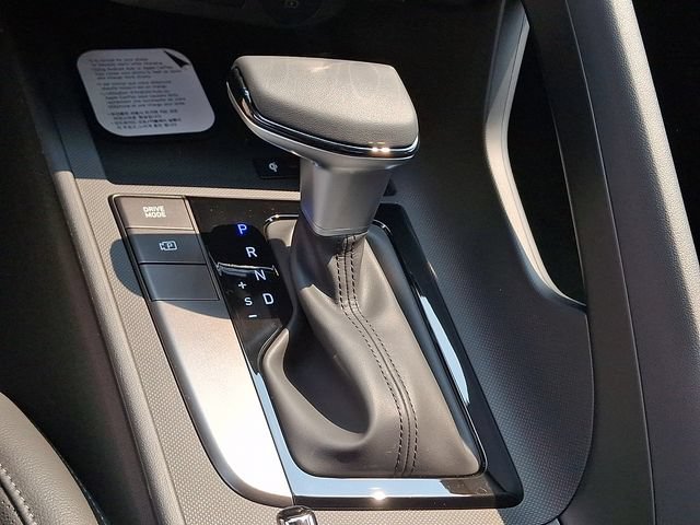 New 2026 Hyundai Elantra SEL Sport FWD image 17