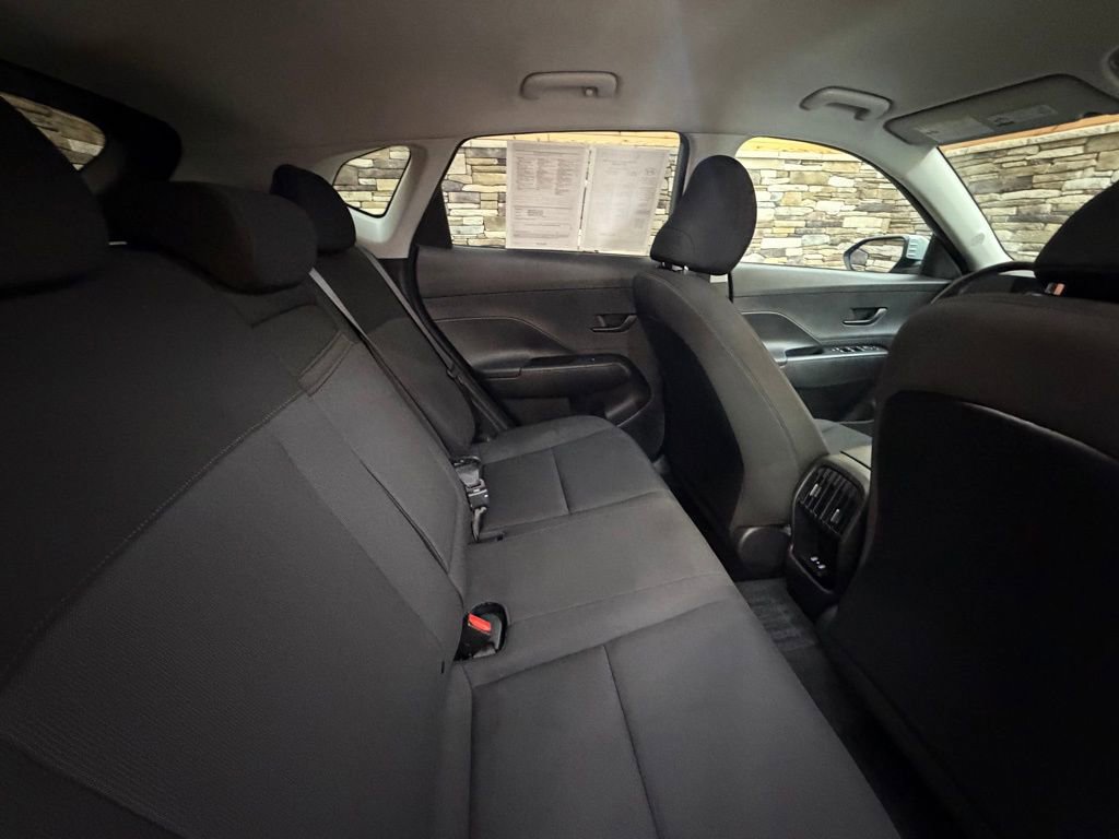 Used 2024 Hyundai Kona SEL w/ Convenience Package image 32