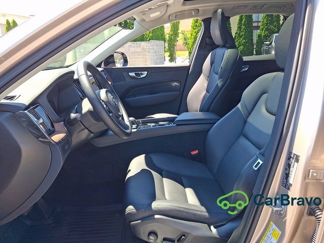 Used 2023 Volvo XC60 B5 Plus w/ Climate Package AWD/4WD image 14