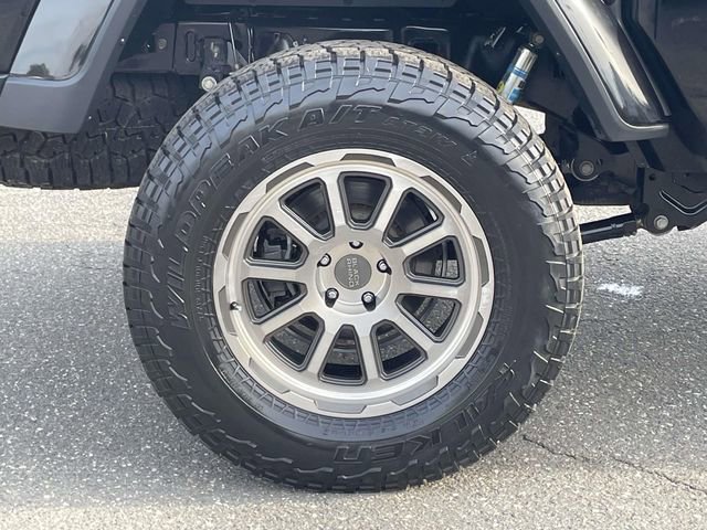 Used 2020 Jeep Gladiator Overland image 7