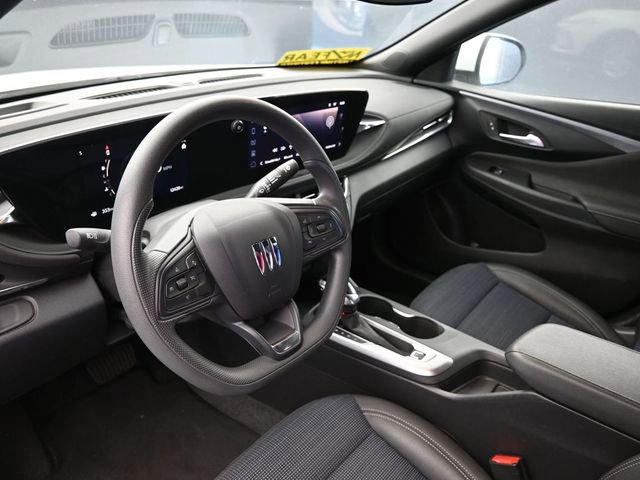 Used 2025 Buick Envista Preferred image 19