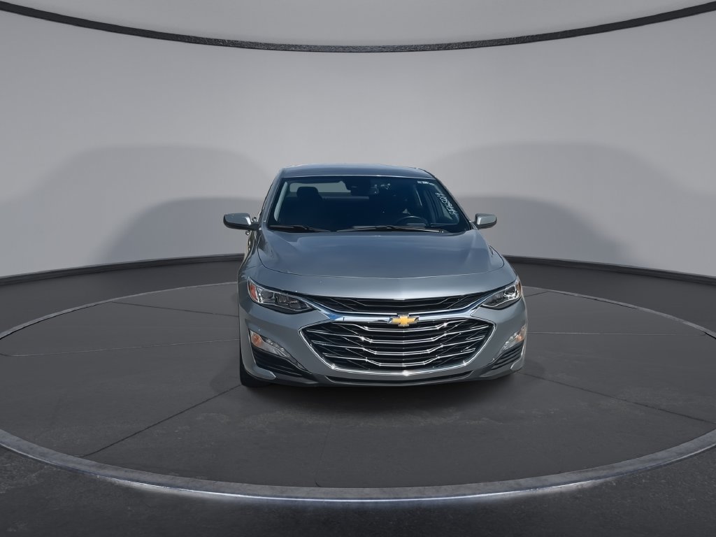 Used 2024 Chevrolet Malibu LT FWD image 3