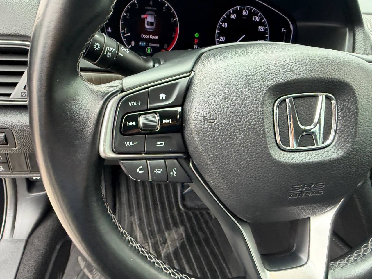 Used 2018 Honda Accord EX-L image 18