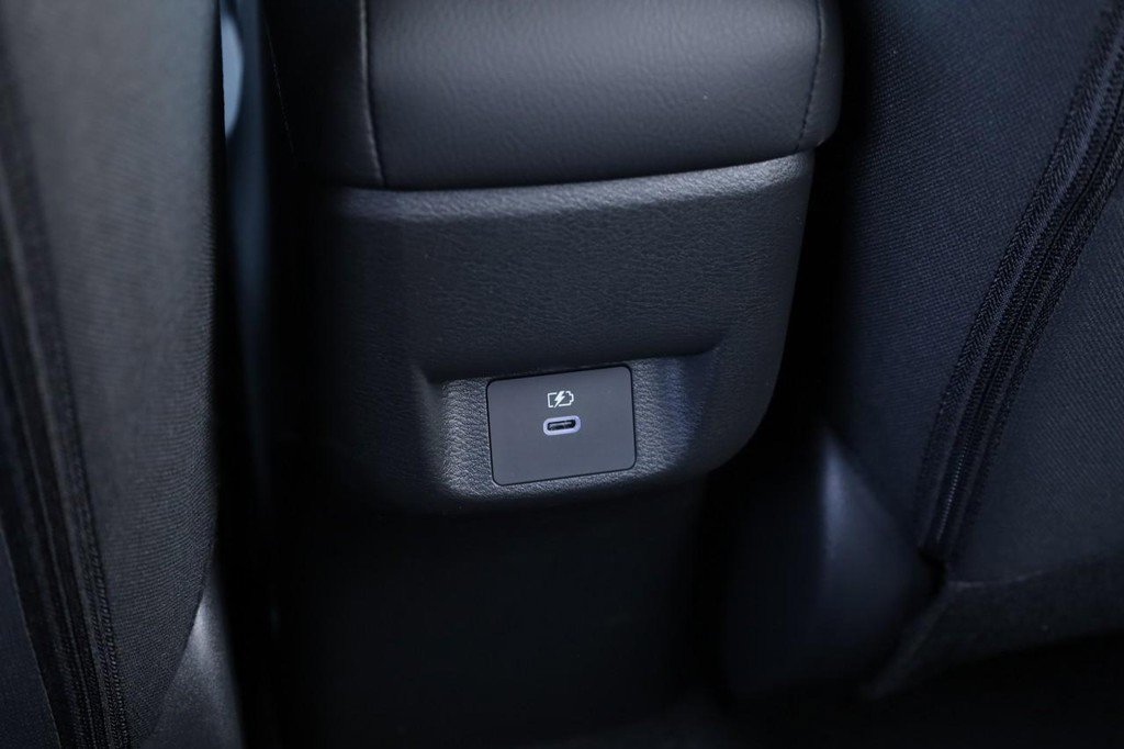 New 2025 Nissan Versa SV w/ Trunk Package image 20