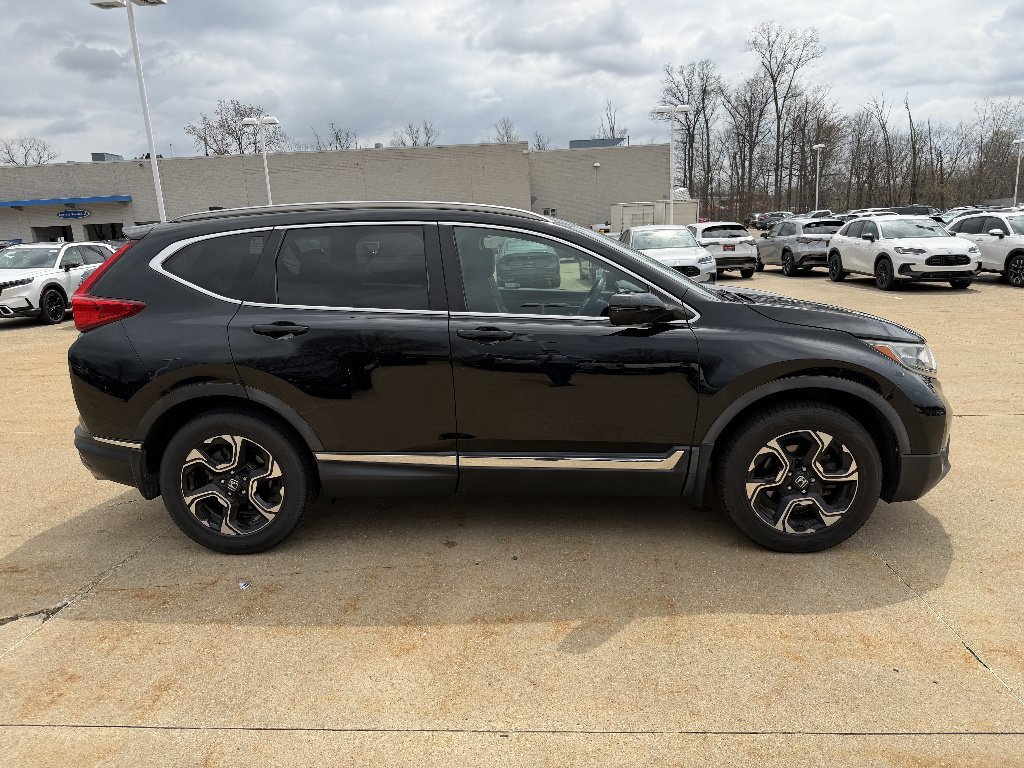 Used 2018 Honda CR-V Touring image 3