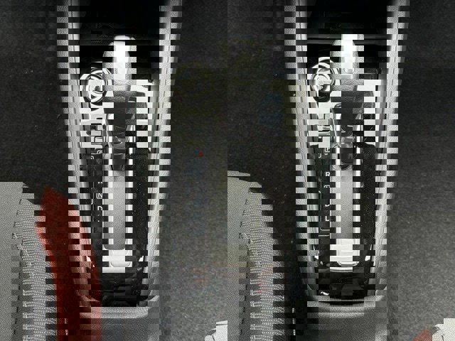 New 2025 Nissan Versa SR w/ Trunk Package image 25