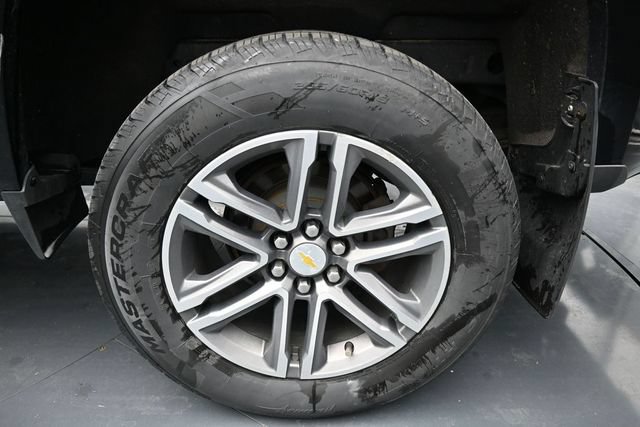 Used 2020 Chevrolet Colorado LT w/ Safety Package AWD/4WD image 11