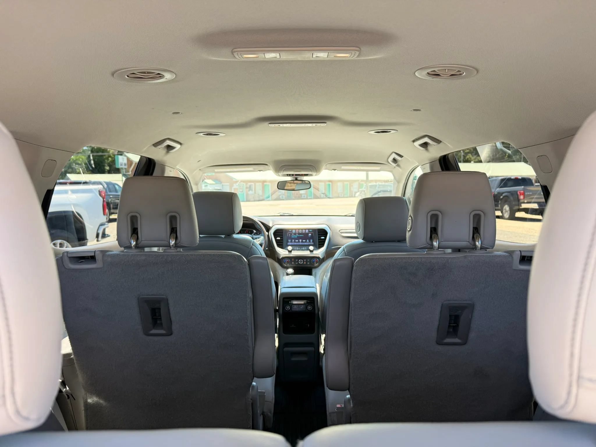 Used 2019 GMC Acadia SLT FWD image 40