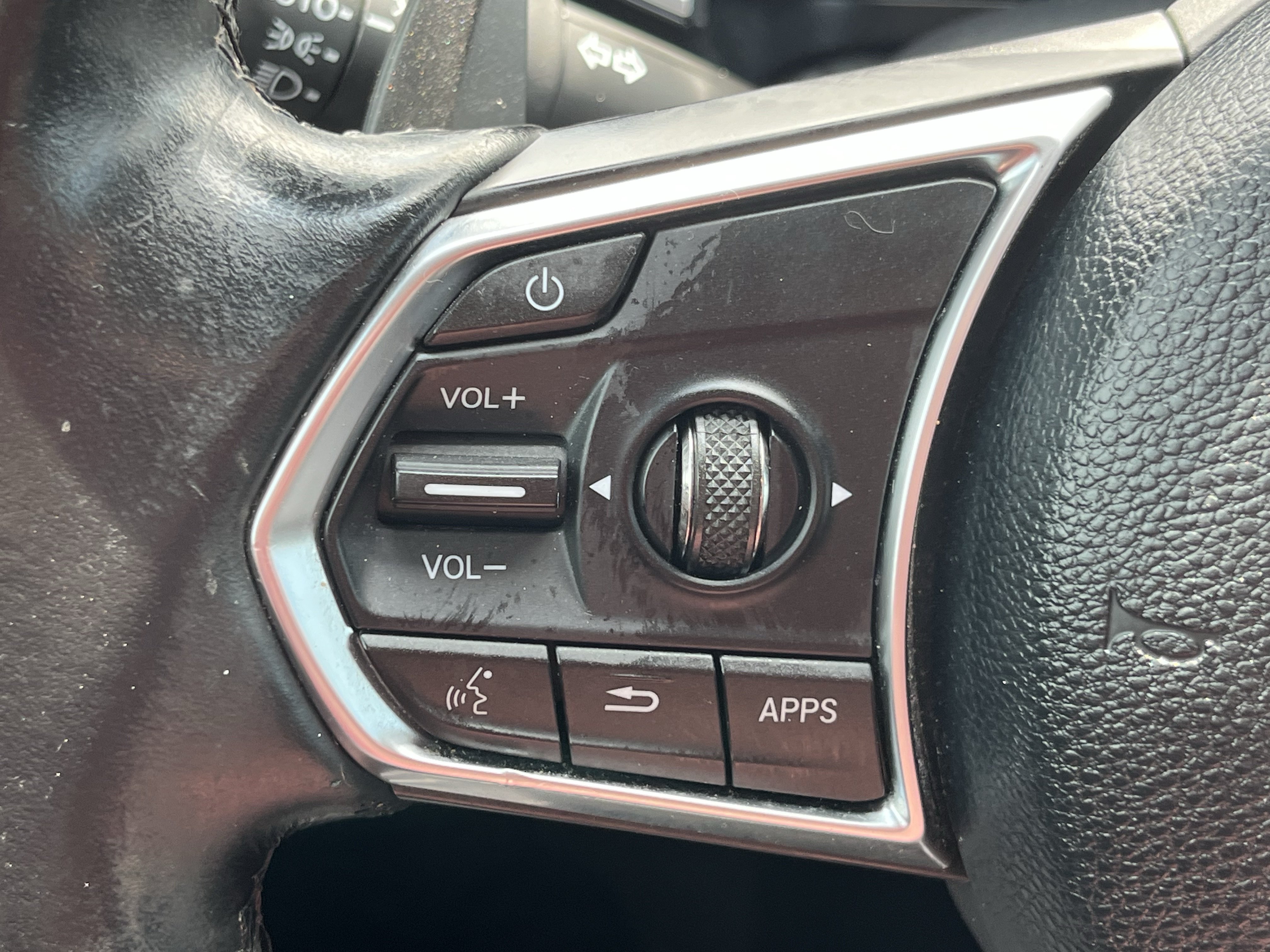 Used 2022 Acura MDX w/ Technology Package FWD image 22
