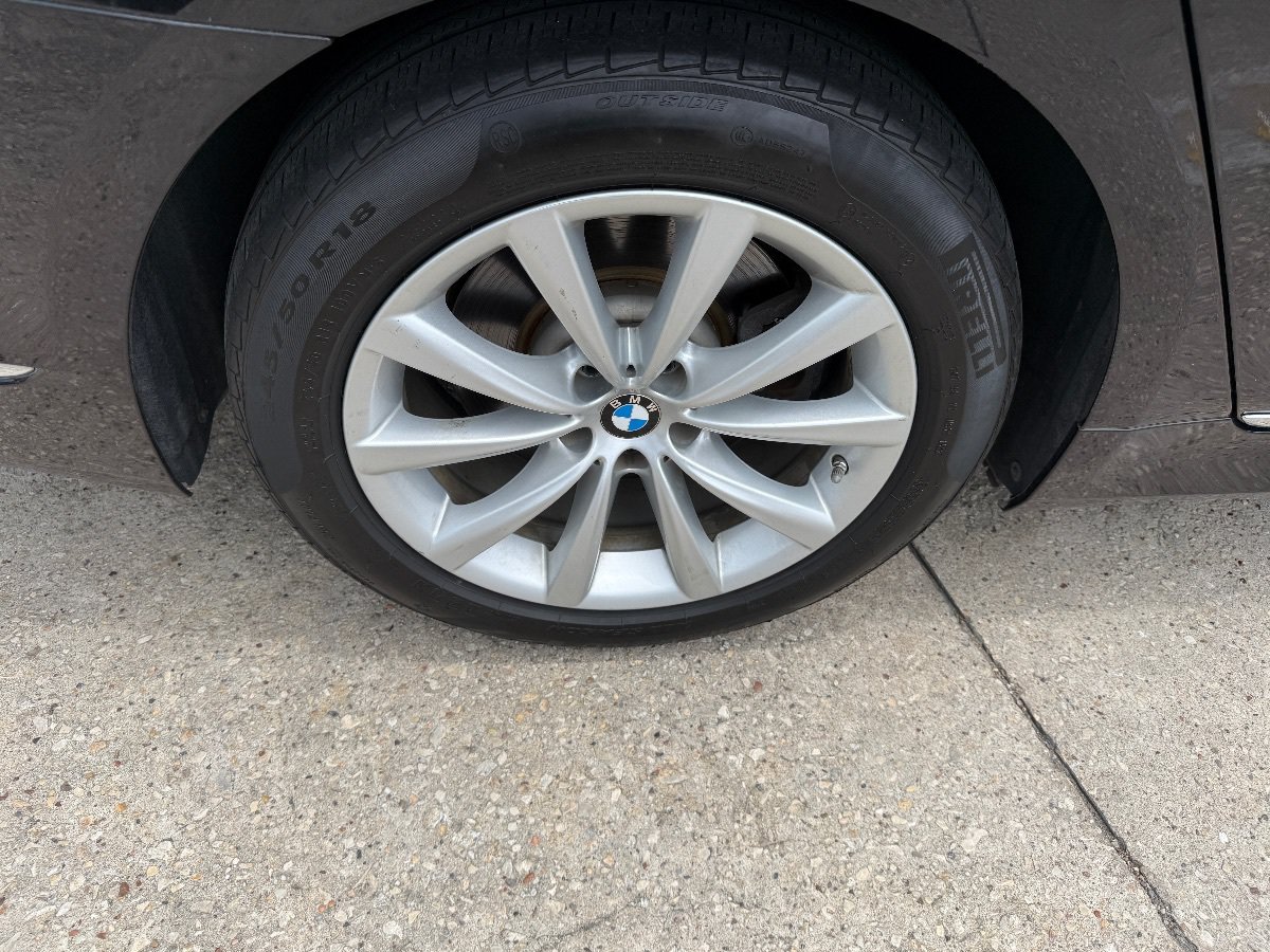 Used 2017 BMW 740i RWD image 6
