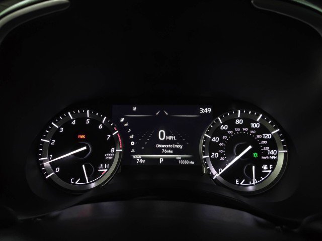 Used 2022 Toyota Highlander XLE image 24